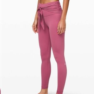 WORN ONCE Lululemon Align Pant 28" *Wrap Waist Moss Rose